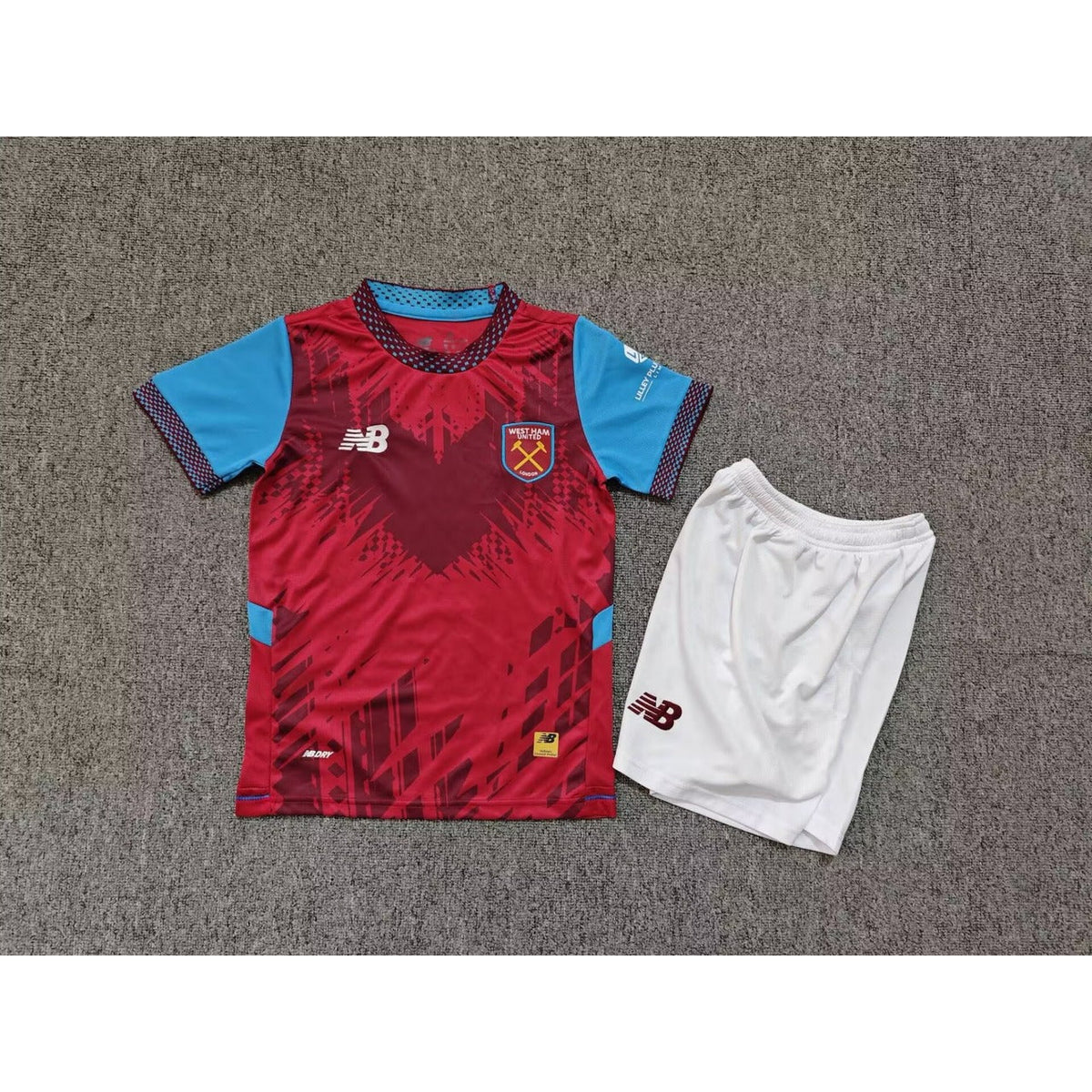Ensemble enfant West Ham domicile 2026/27 – vue 3
