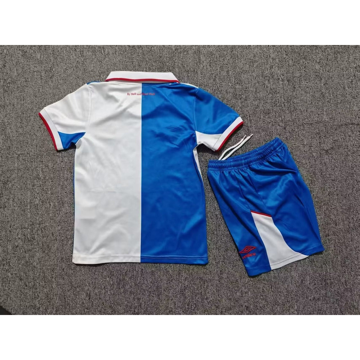 Ensemble enfant Blackburn Rovers domicile 2026/27 – vue 4