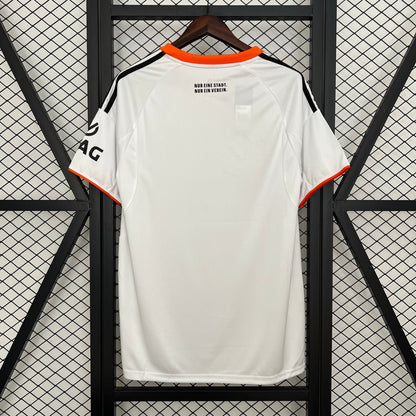 Maillot Domicile Eintracht Francfort 2025/26