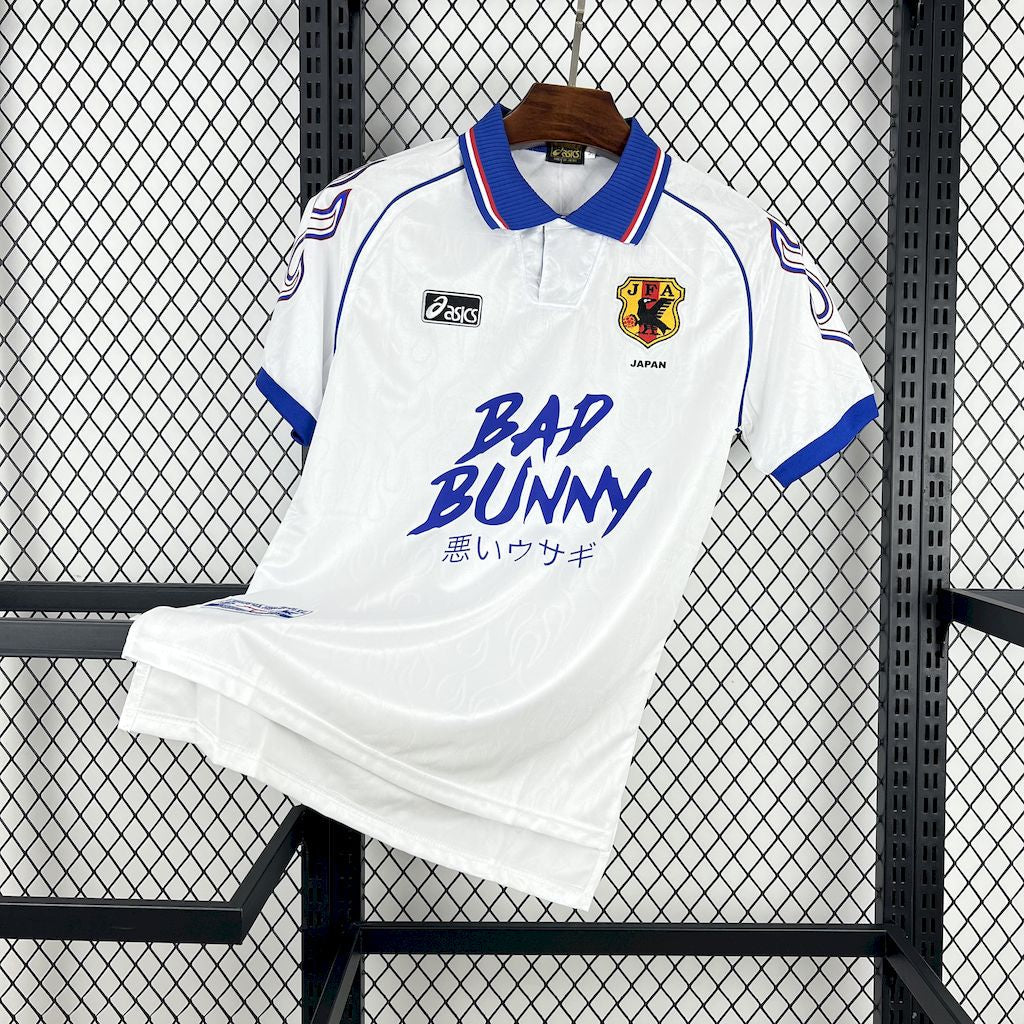 Maillot Extérieur Rétro Bad Bunny Japon 1998/99