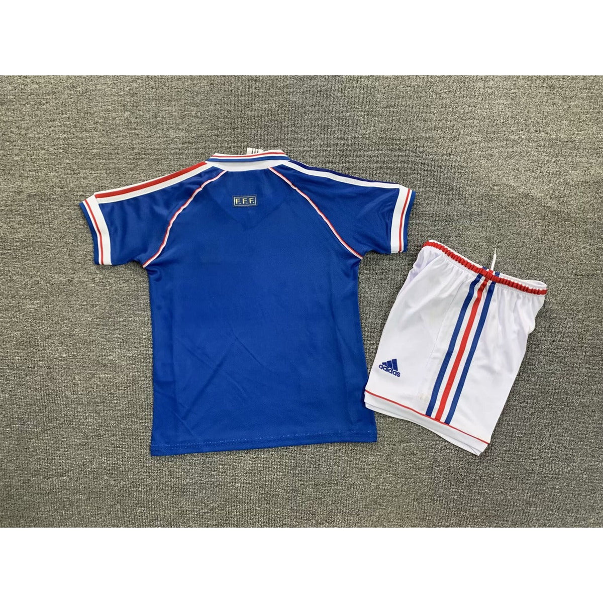 Ensemble enfant rétro France domicile 1998 – vue 4
