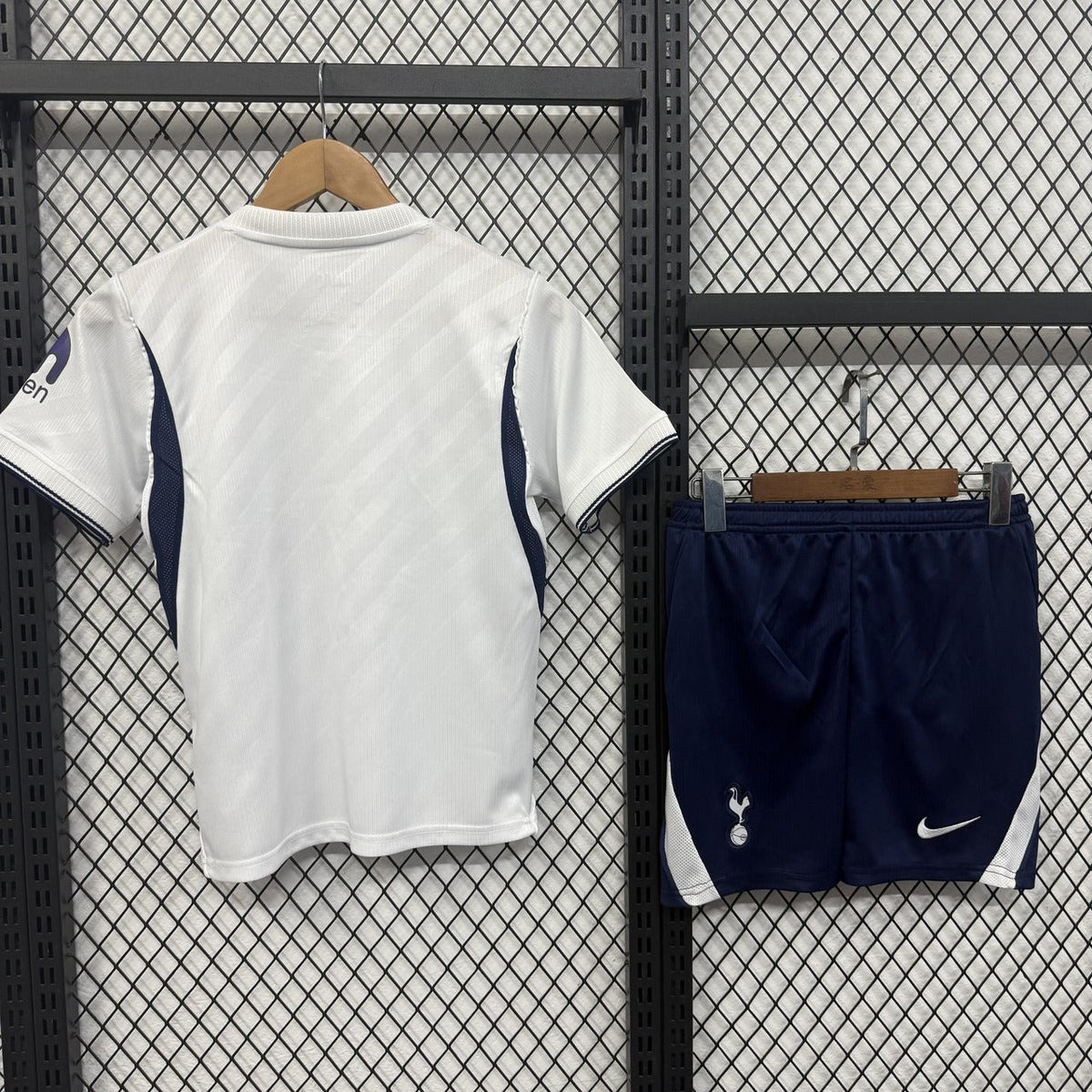 Ensemble enfant Tottenham domicile 2026/27 – vue 4