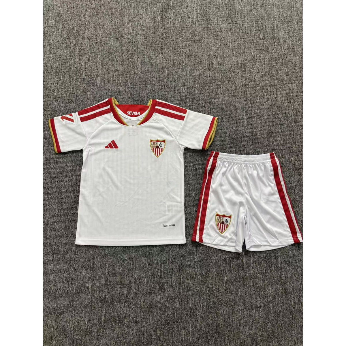 Ensemble enfant Séville FC domicile 2026/27 – vue 3