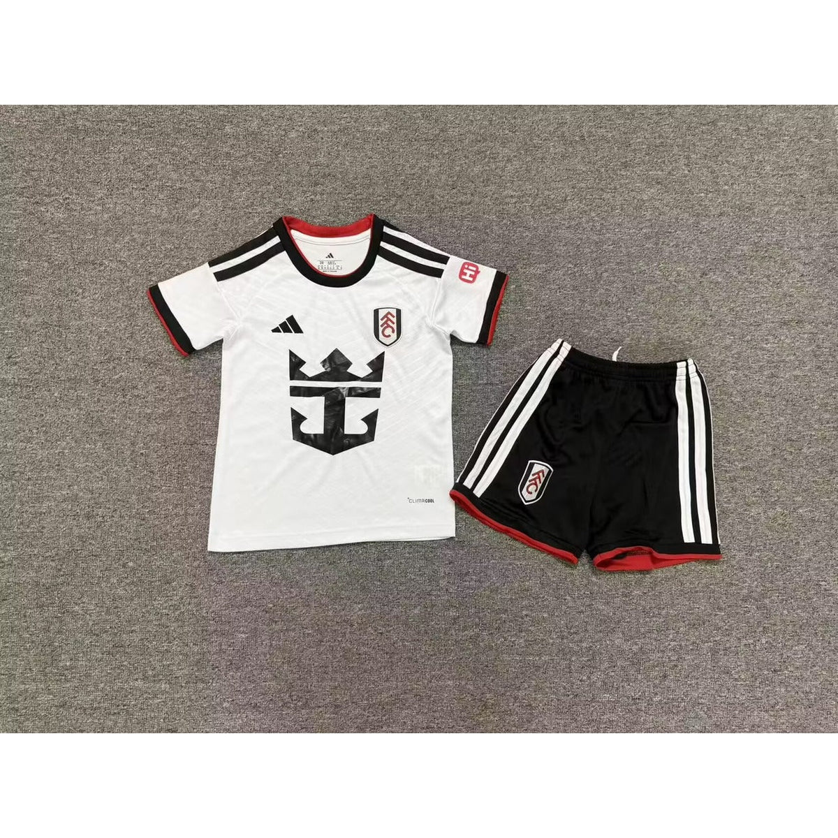 Ensemble enfant Fulham domicile 2026/27 – vue 3